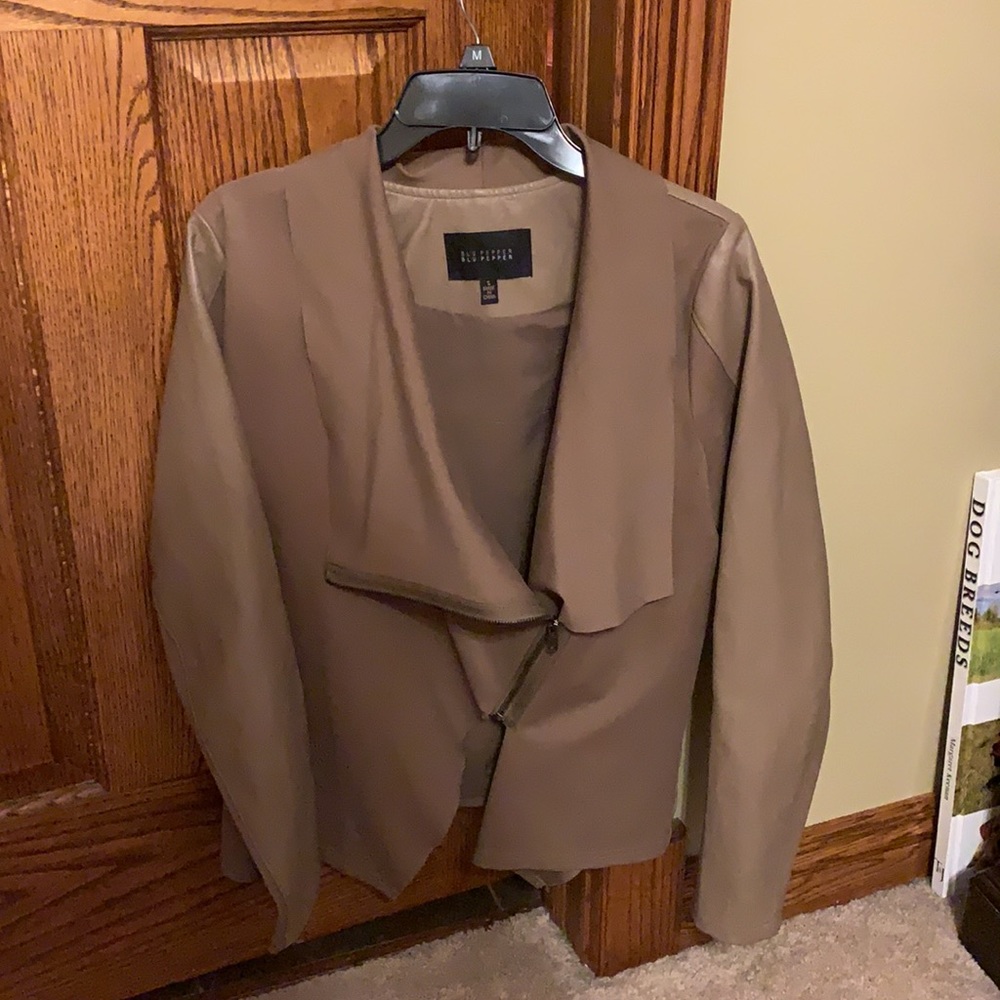 women’s blazer jacket